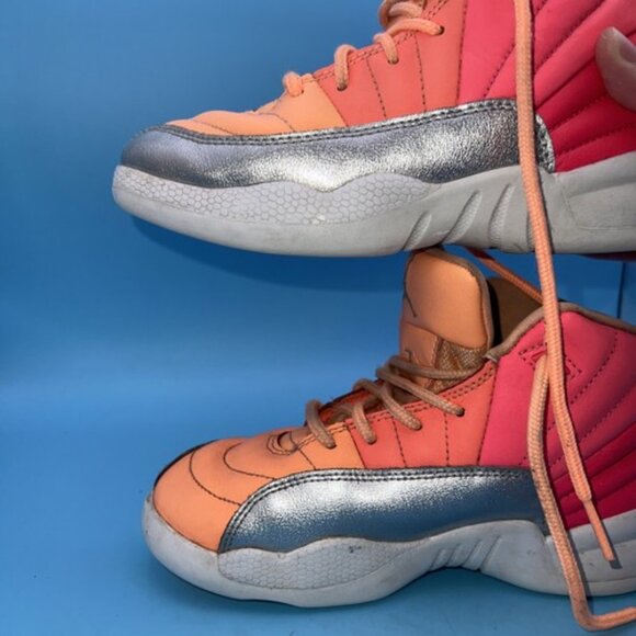 Nike Kids 1Y Jordan 12 Reto Sunrise Basketball Sneakers Orange Pink 510816-601 - Picture 3 of 12